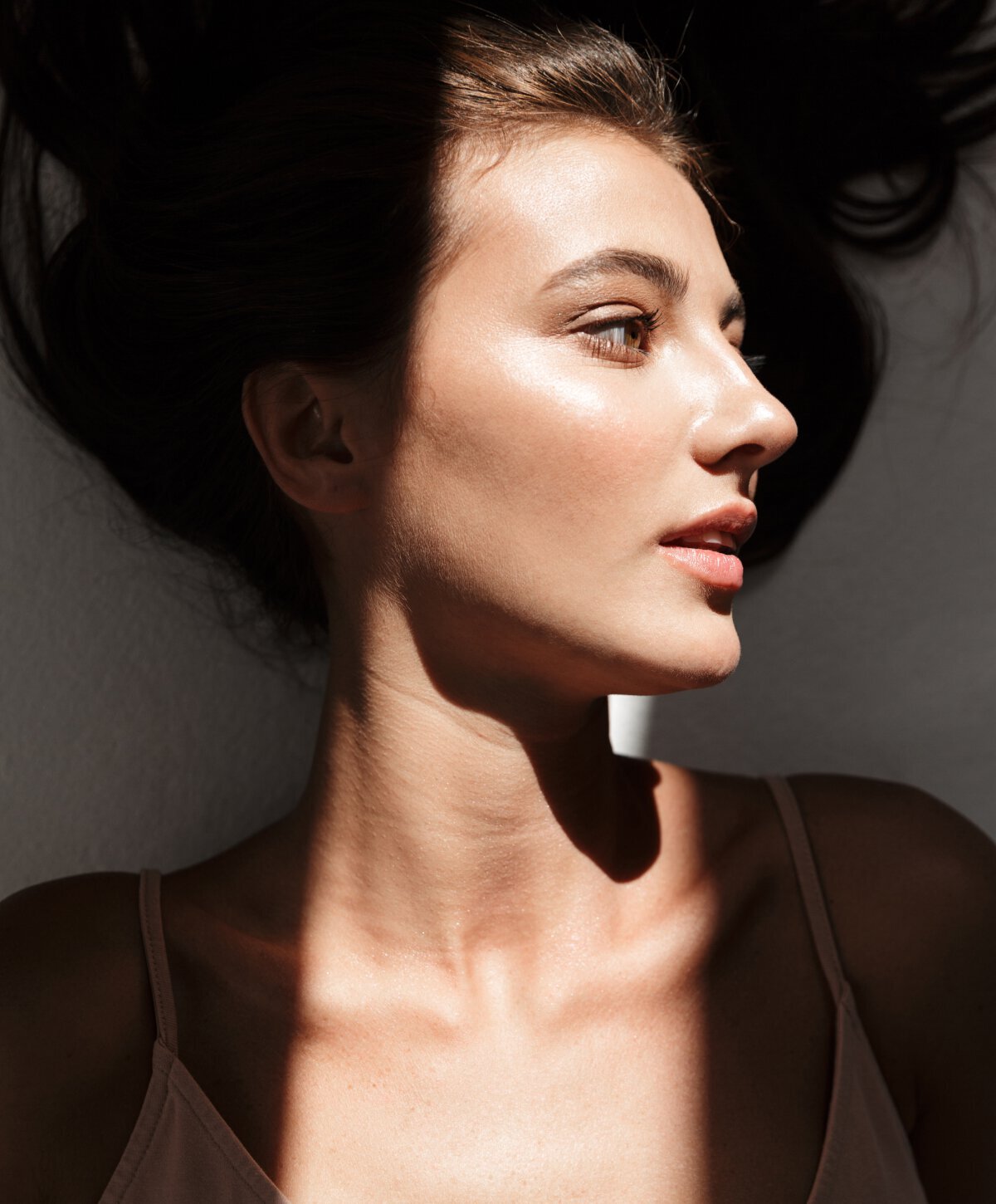Monmouth County Microneedling model with brown hair